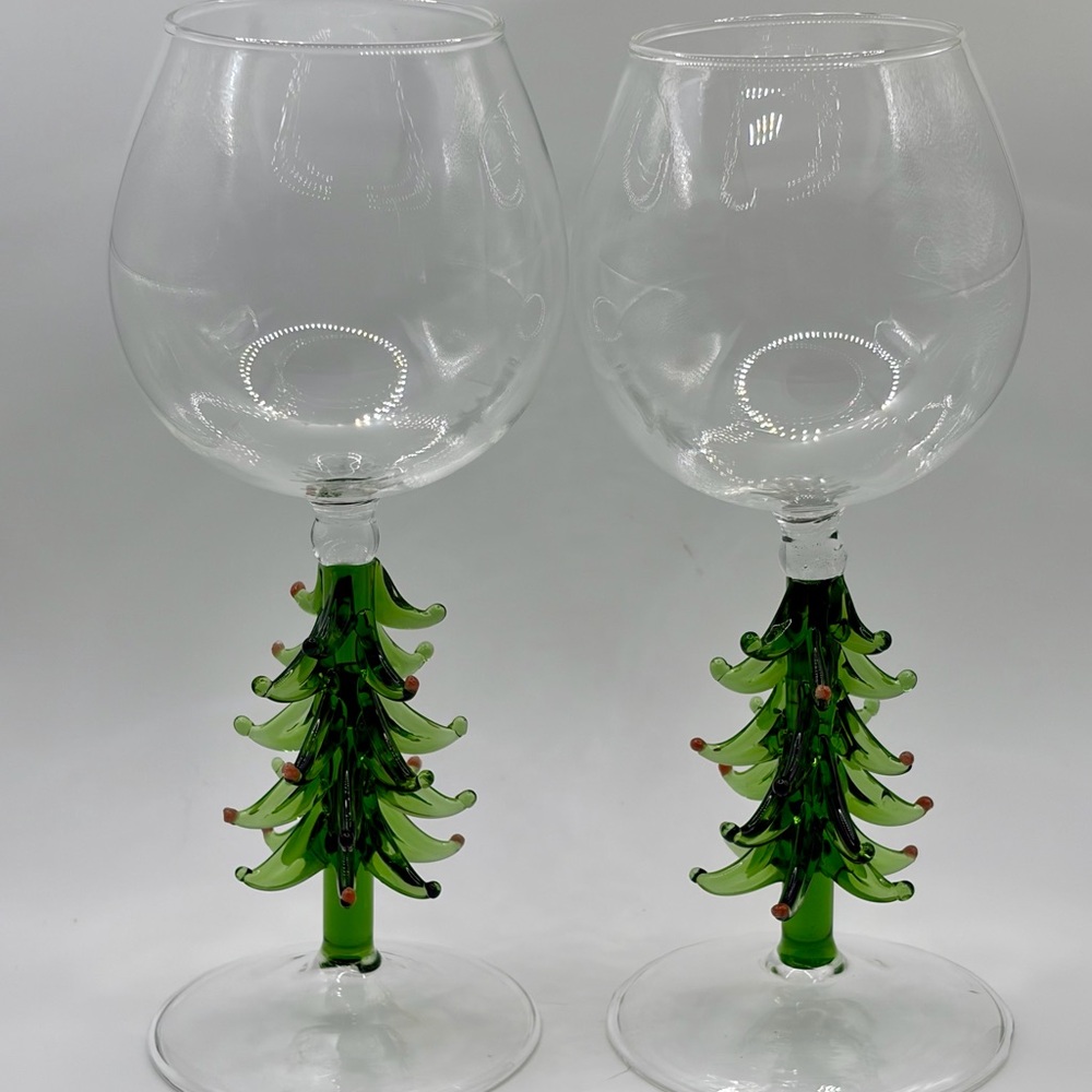 The Wine Savant Crystal Art Glass Wine Glasses